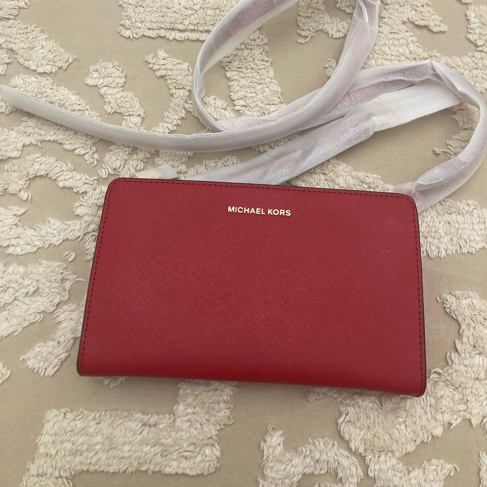 Michael Kors Crossbody Clutch